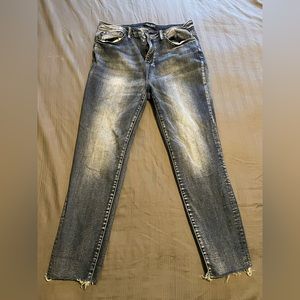 Judy Blue High Rise Relaxed Fit Size 32